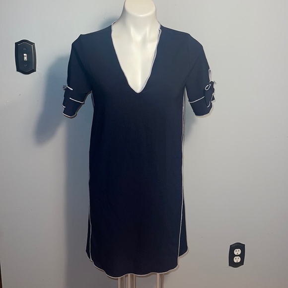 Zara Dresses & Skirts - Zara ladies navy blue tunic bow dress. Size small.